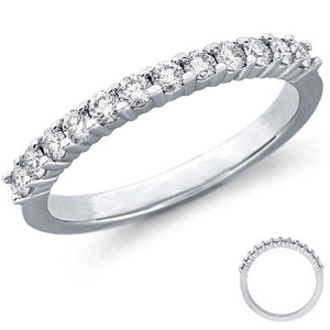Diamond band ring for ladies